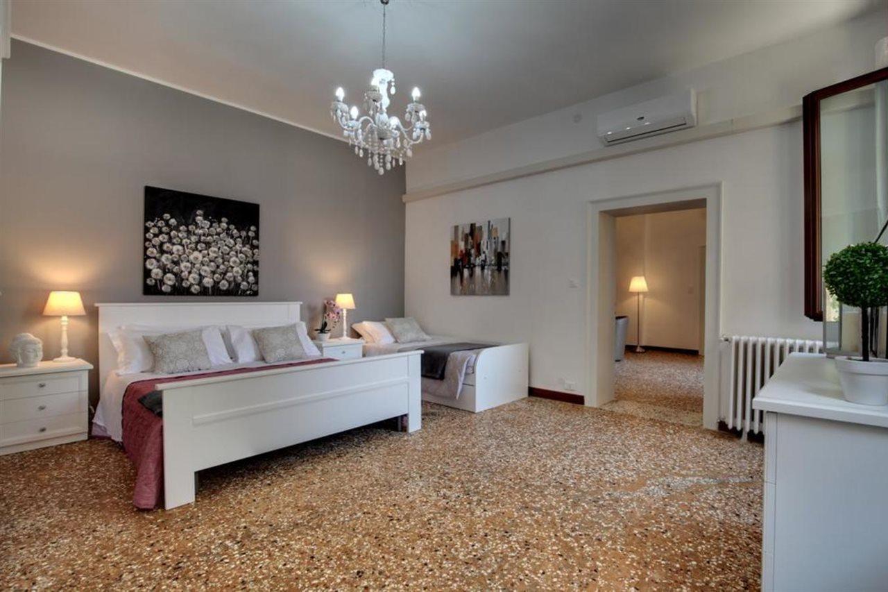 Accademia Opera Deluxe By Wonderful Italy Apartment Venesia Bagian luar foto